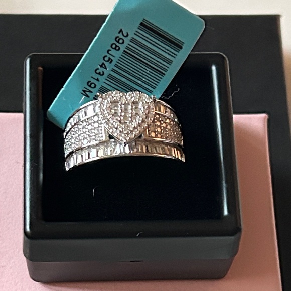 Luxury Moissanite Diamond 925 Sterling Silver Heart Ring size 9